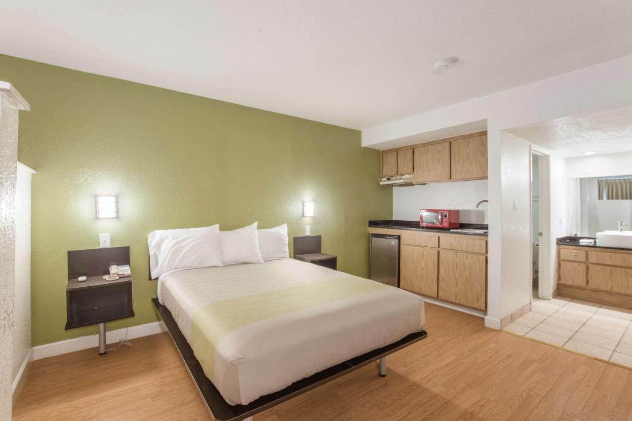 Motel 6 Hemet Exteriér fotografie